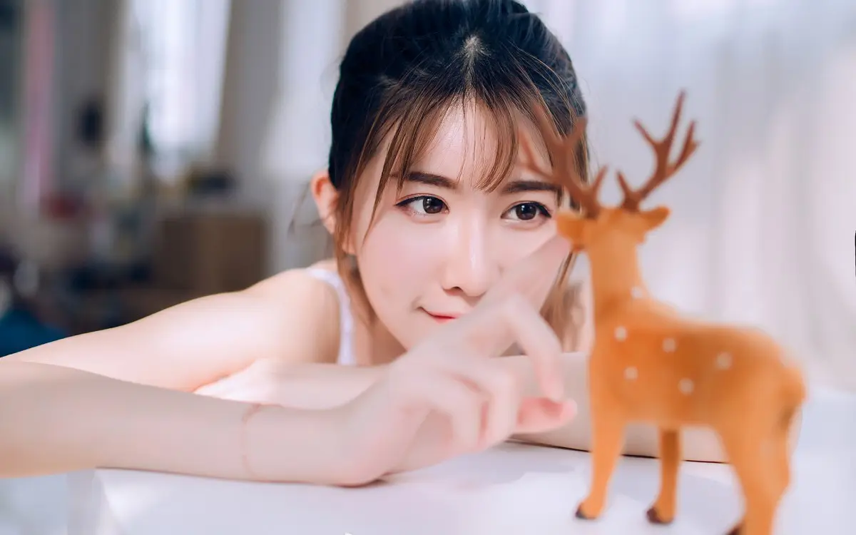 曲靖大连高端私人伴游钟无妍的个人资料