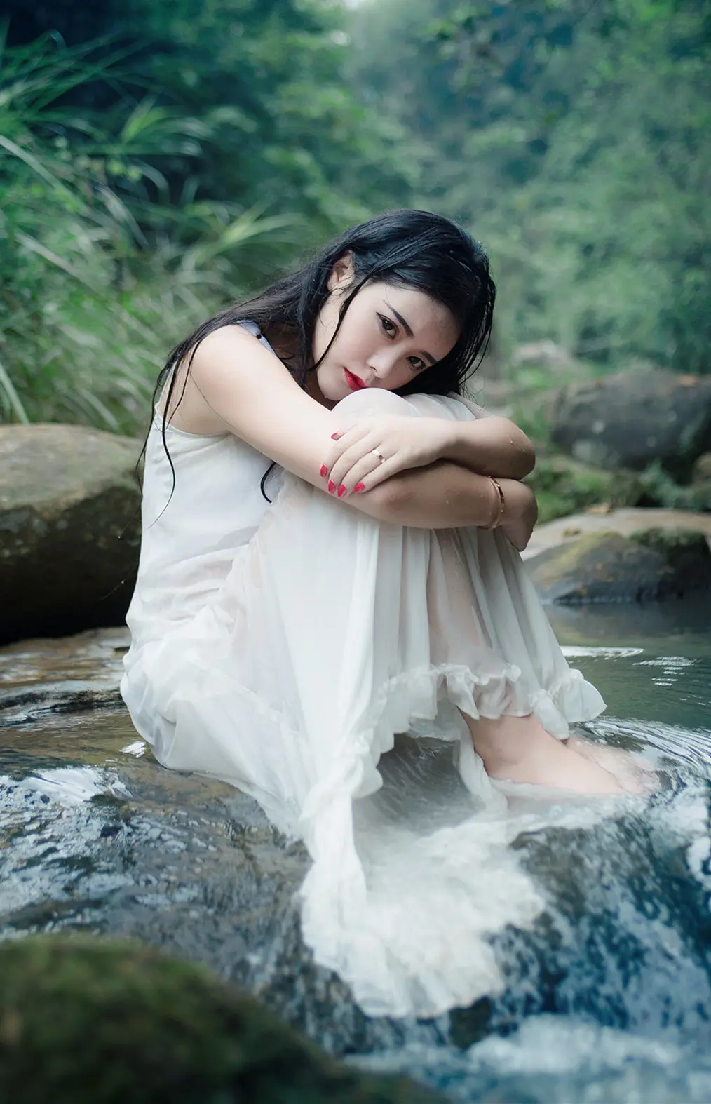 曲靖郑州高端私人伴游小野梨子