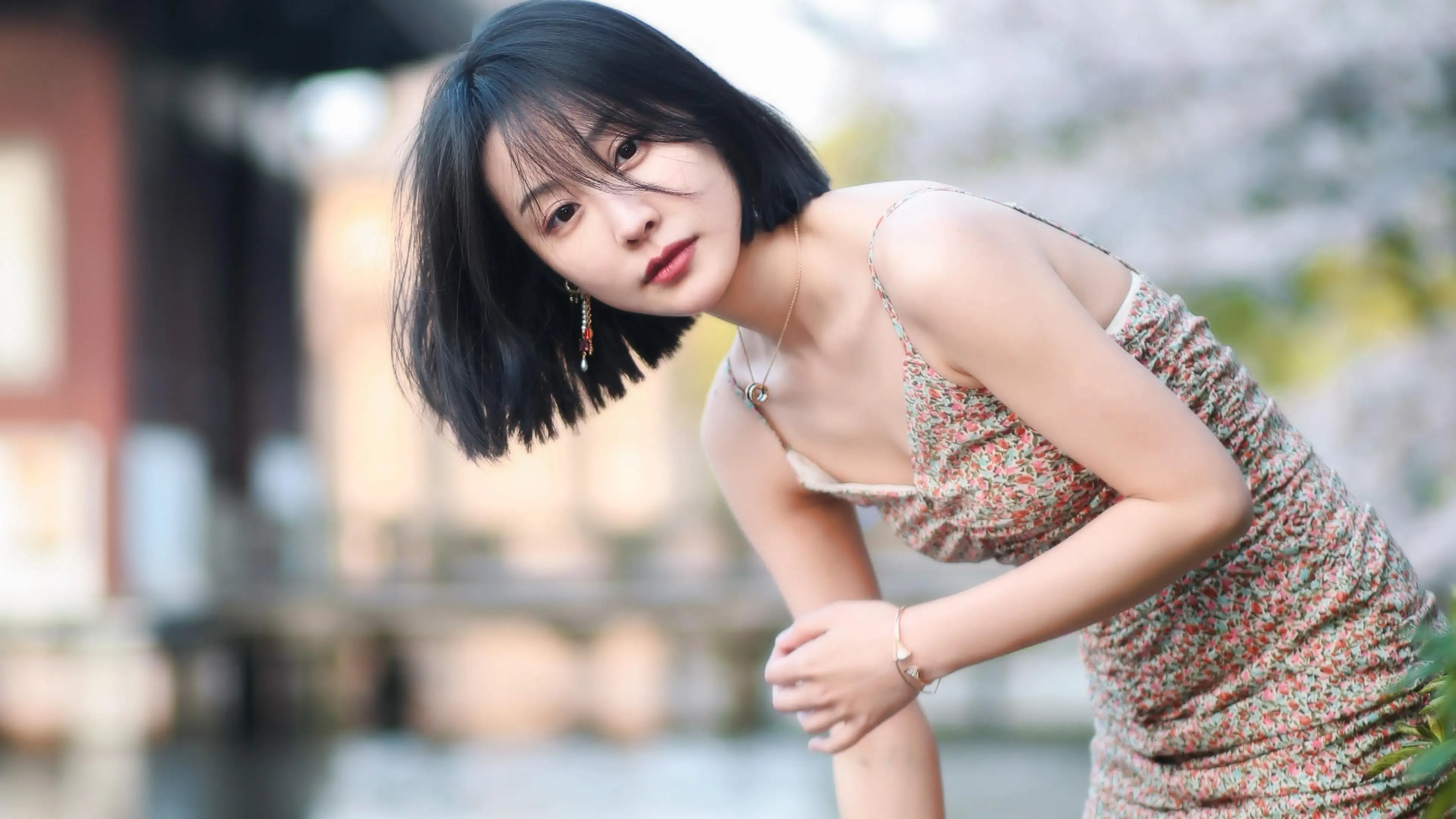 曲靖成都伴游小姐姐雅美