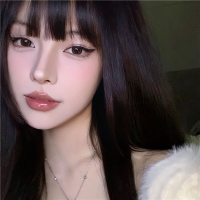 曲靖伴游女生赤雨凝的资料